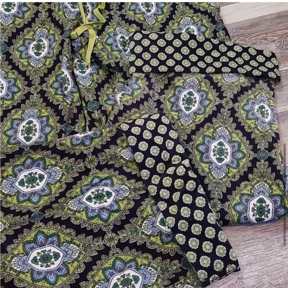 Vera Bradley, Cambridge, corduroyed pants. - Picture 6 of 8